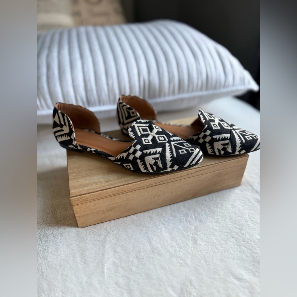 NWOT - Sole Society Mara d'Orsay Flats - Size 9 - Picture 6 of 12